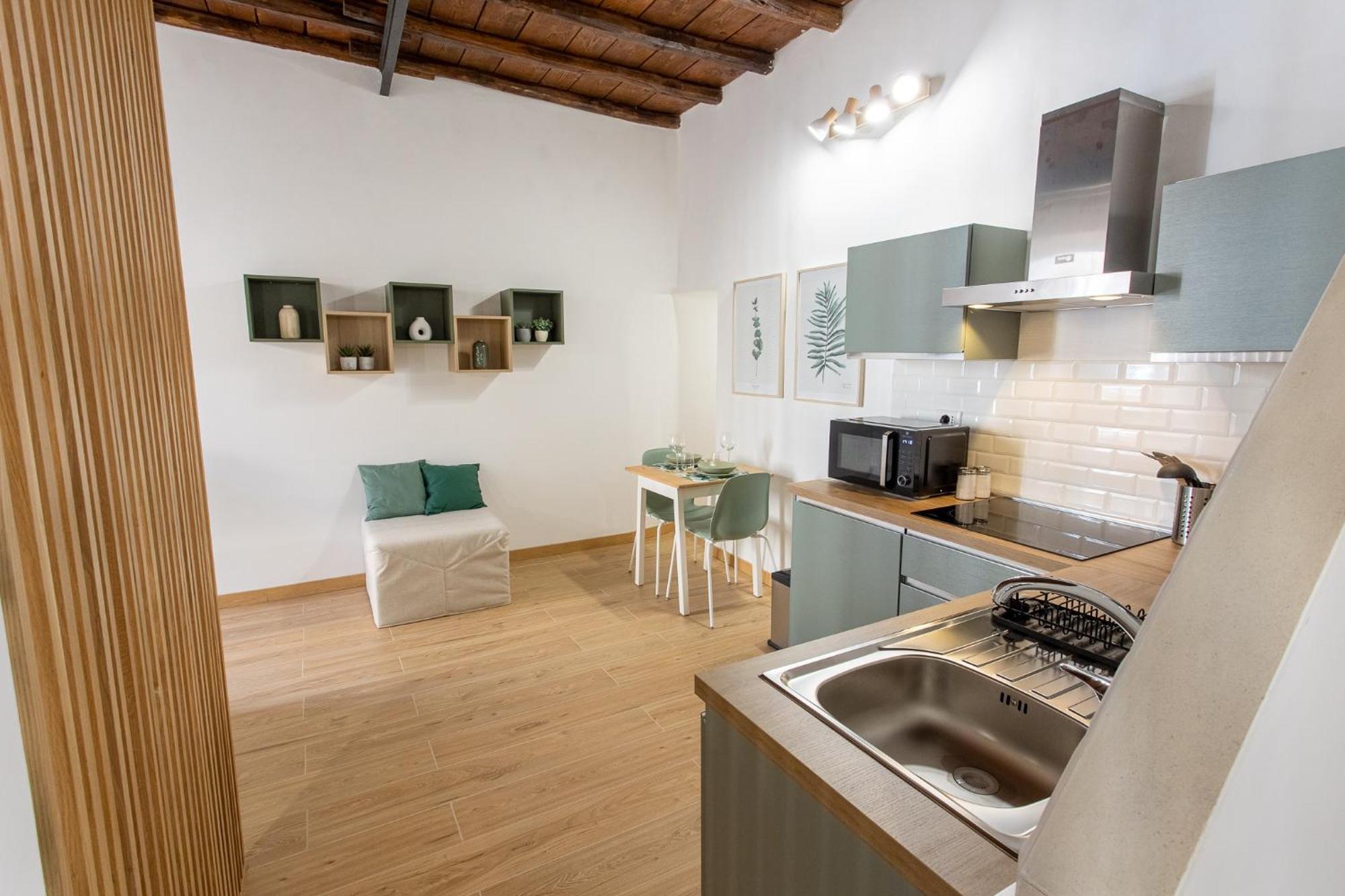 Charming Flat Rione Monti Apartment